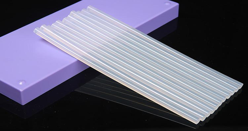 هل اللاصق المذاب بالحرارة صديق للبيئة؟